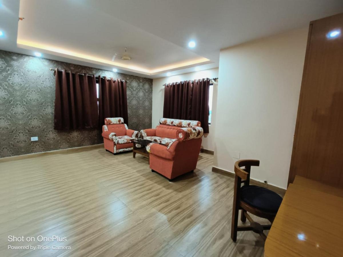 Hotel Jyoti International Asansol Bagian luar foto