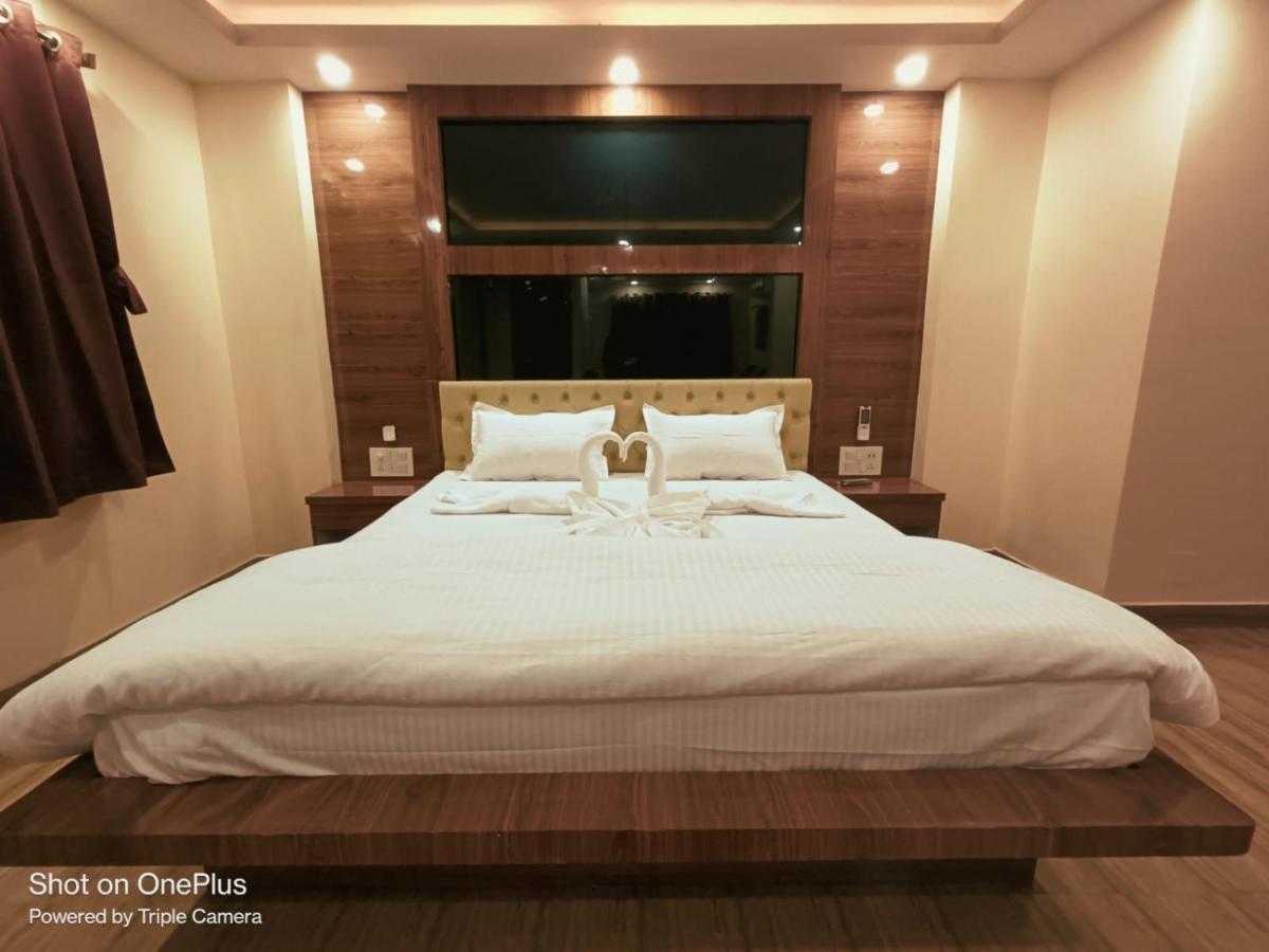 Hotel Jyoti International Asansol Bagian luar foto