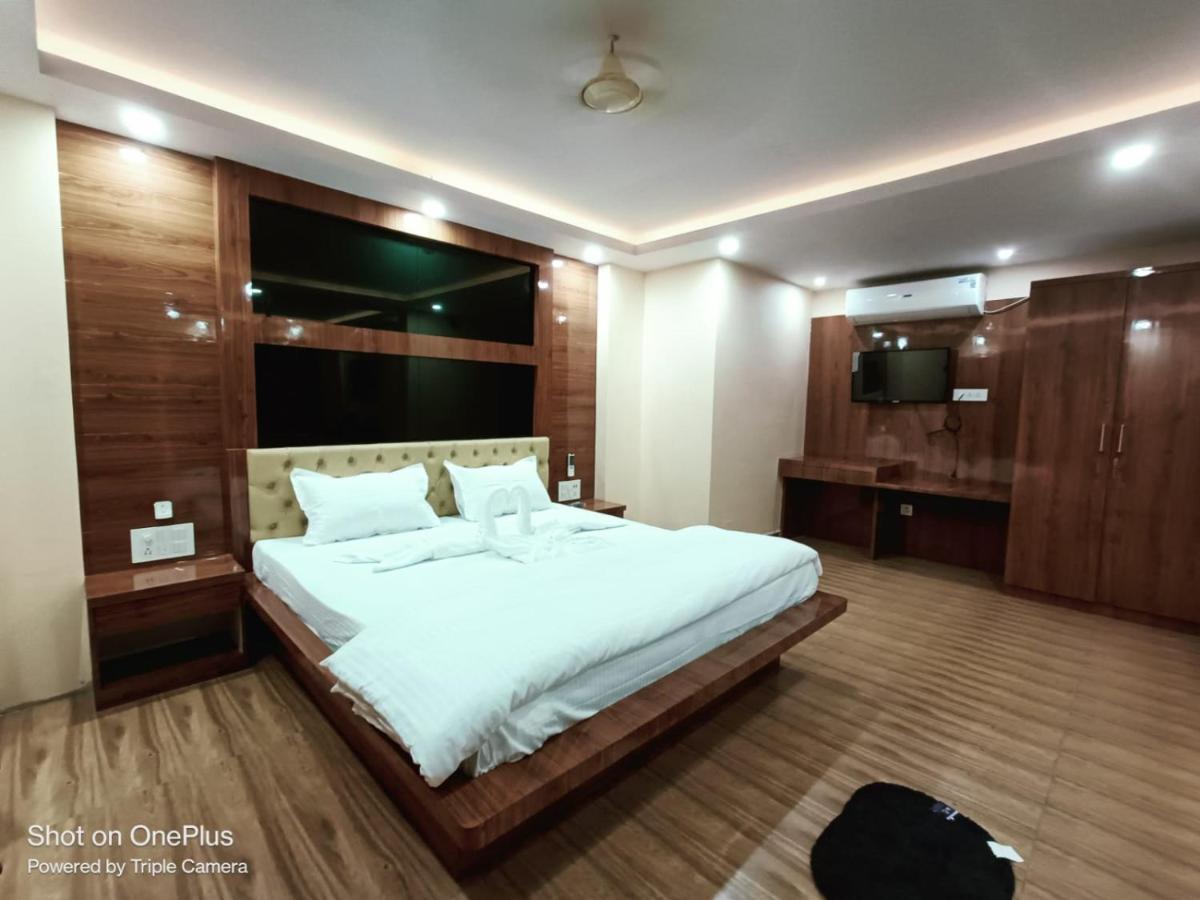 Hotel Jyoti International Asansol Bagian luar foto