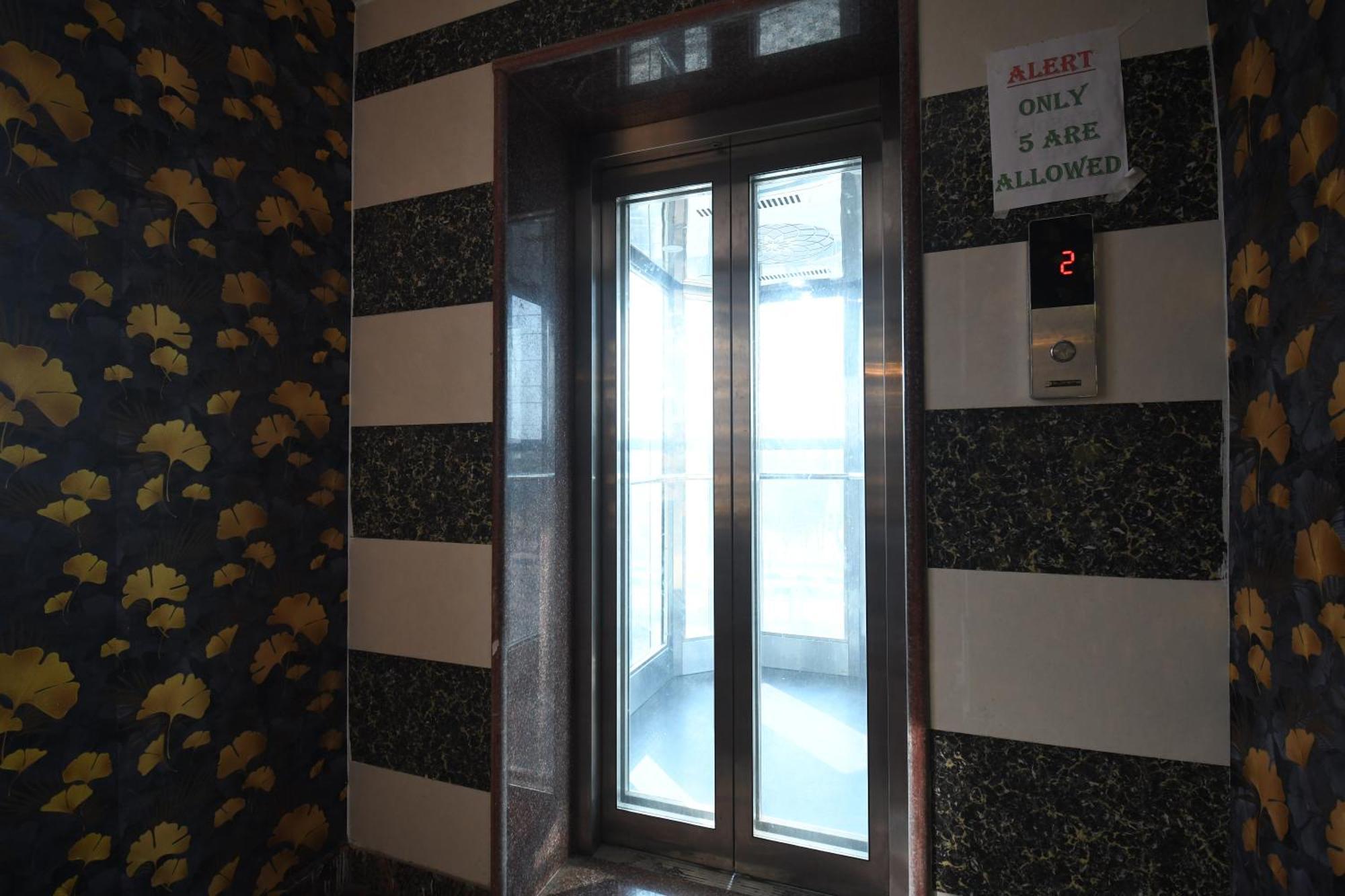 Hotel Jyoti International Asansol Bagian luar foto