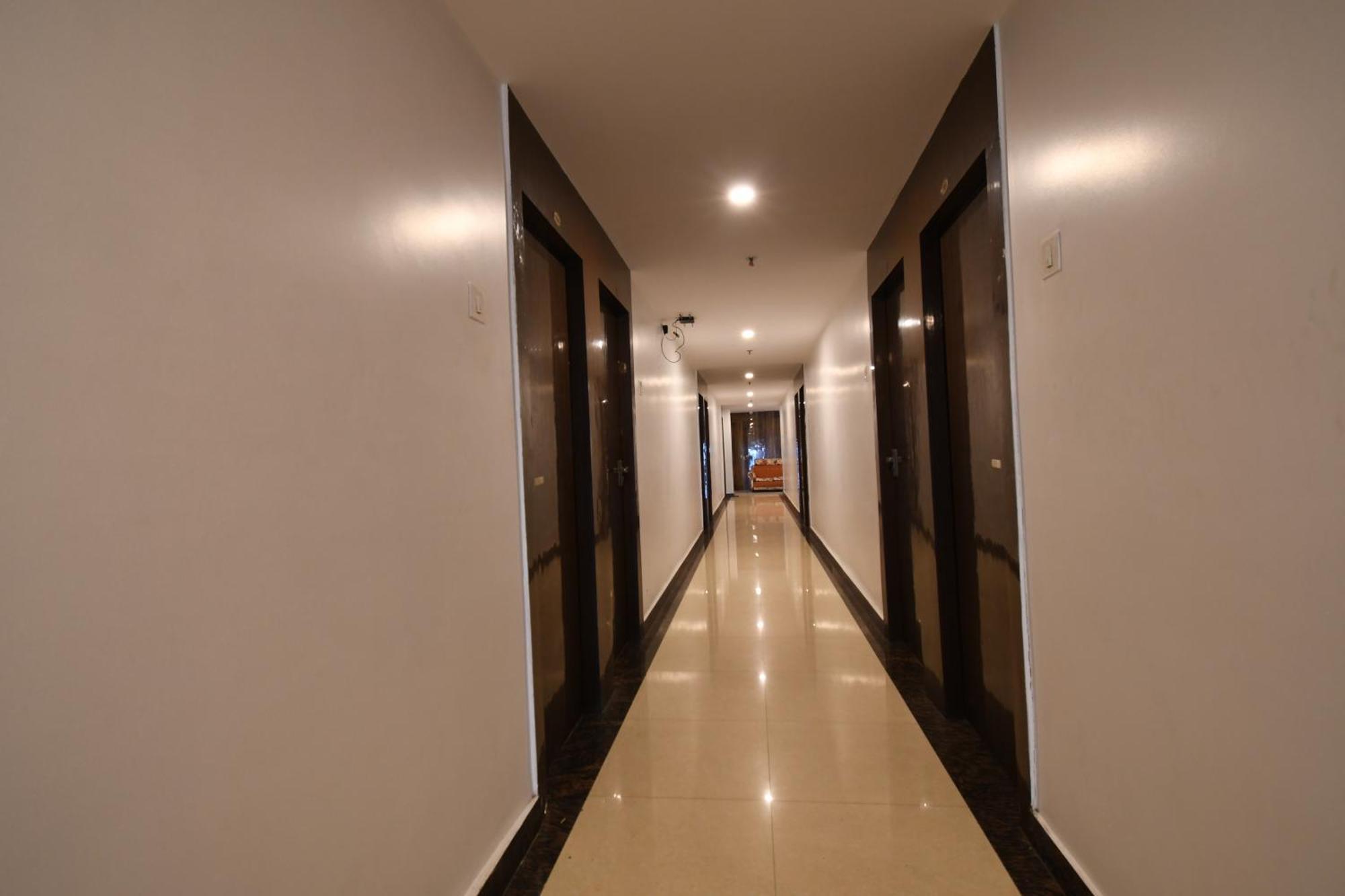Hotel Jyoti International Asansol Bagian luar foto